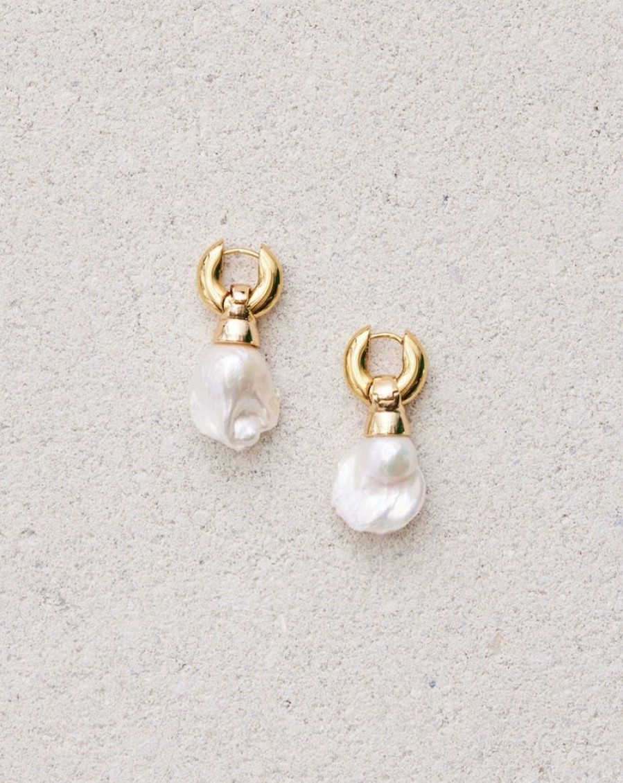 Woemn éliou Pearls | Stina Earrings